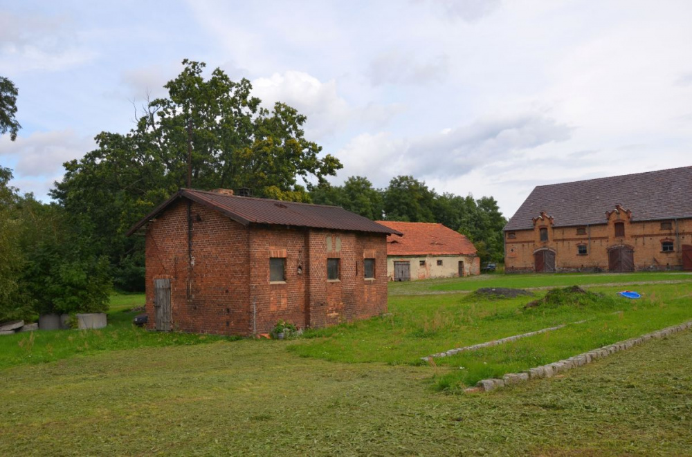 PAŁAC RENESANSOWY W WOJ. LUBUSKIM - 13420314