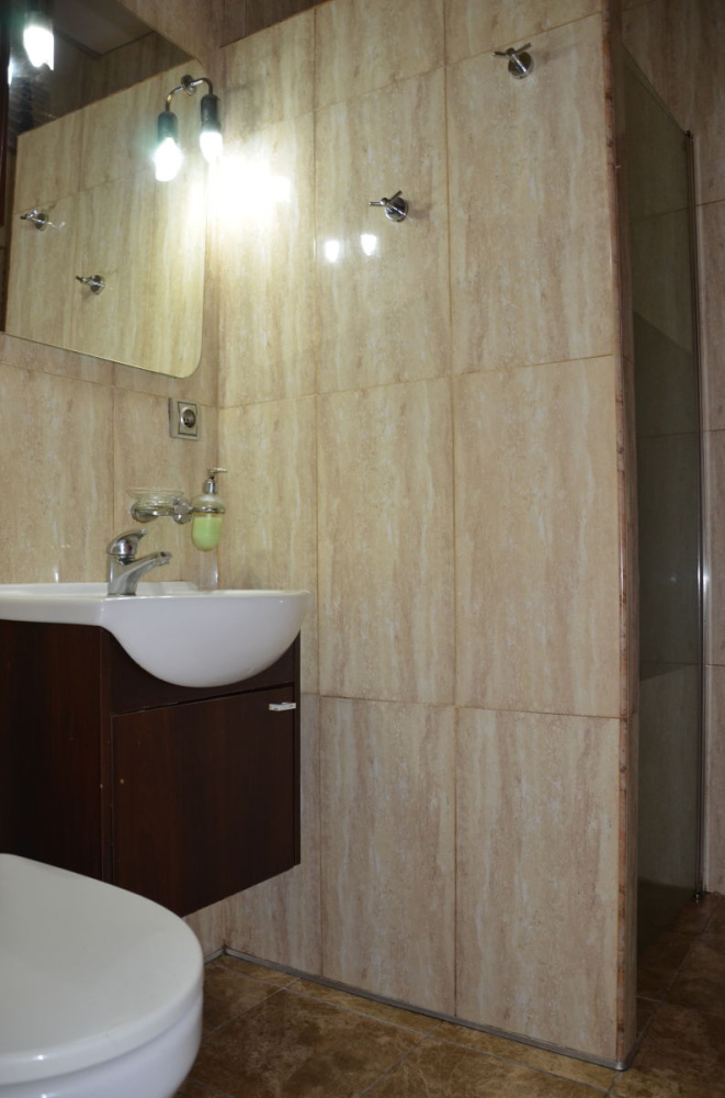 Mieszkanie 4-Pokojowe W Centrum Miasta - 13900314