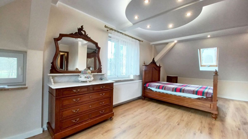 Klimatyczny Dom Z DuŻĄ DziaŁkĄ - 15040314