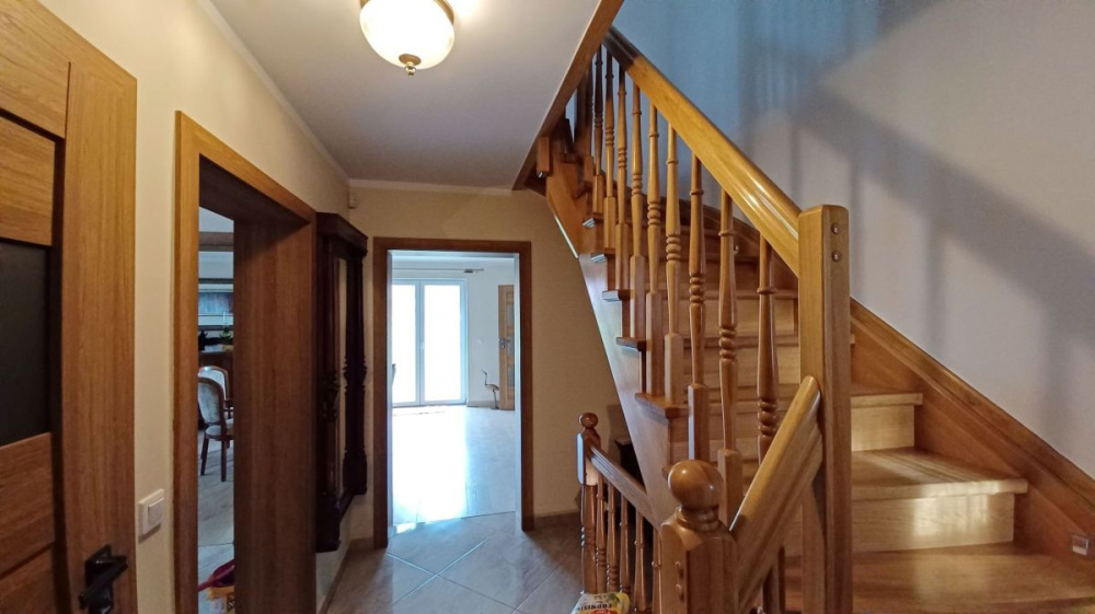 Klimatyczny Dom Z DuŻĄ DziaŁkĄ - 15040314