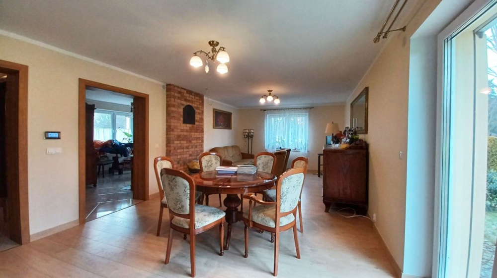 Klimatyczny Dom Z DuŻĄ DziaŁkĄ - 15040314