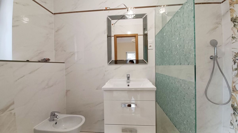 Klimatyczny Dom Z DuŻĄ DziaŁkĄ - 15040314