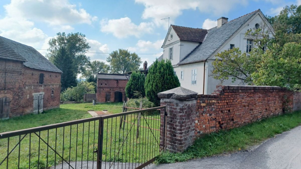 Gospodarstwo Rolne - Okolice Krosna OdrzaŃskiego - 15570314