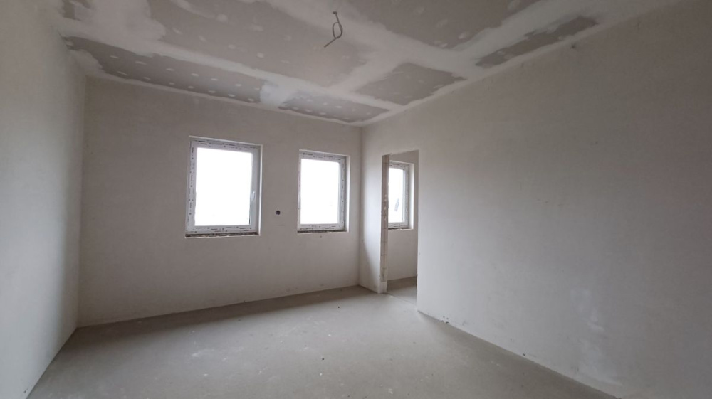 Elegancki Segment Przy Lesie - 15620314