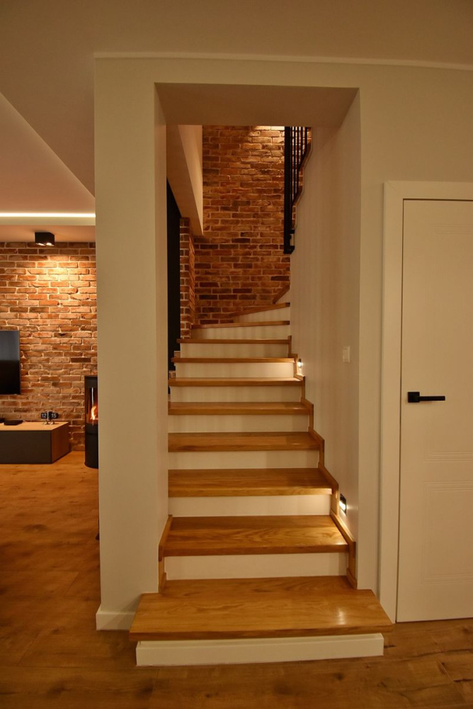 Nowy Dom Z Ogródkiem - 15870314