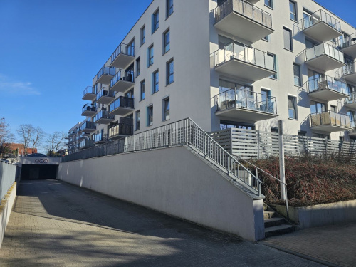 Garaż dwustanowiskowy w podziemnej hali