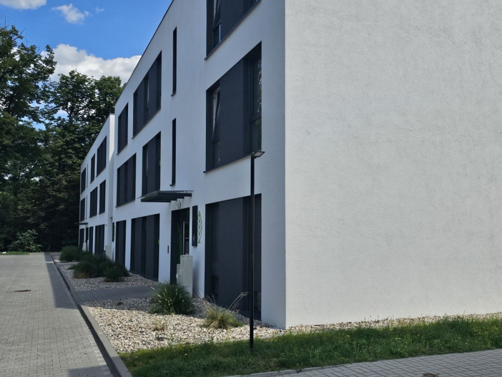 Komfortowy Aparament z miejscem postojowym - 15910314