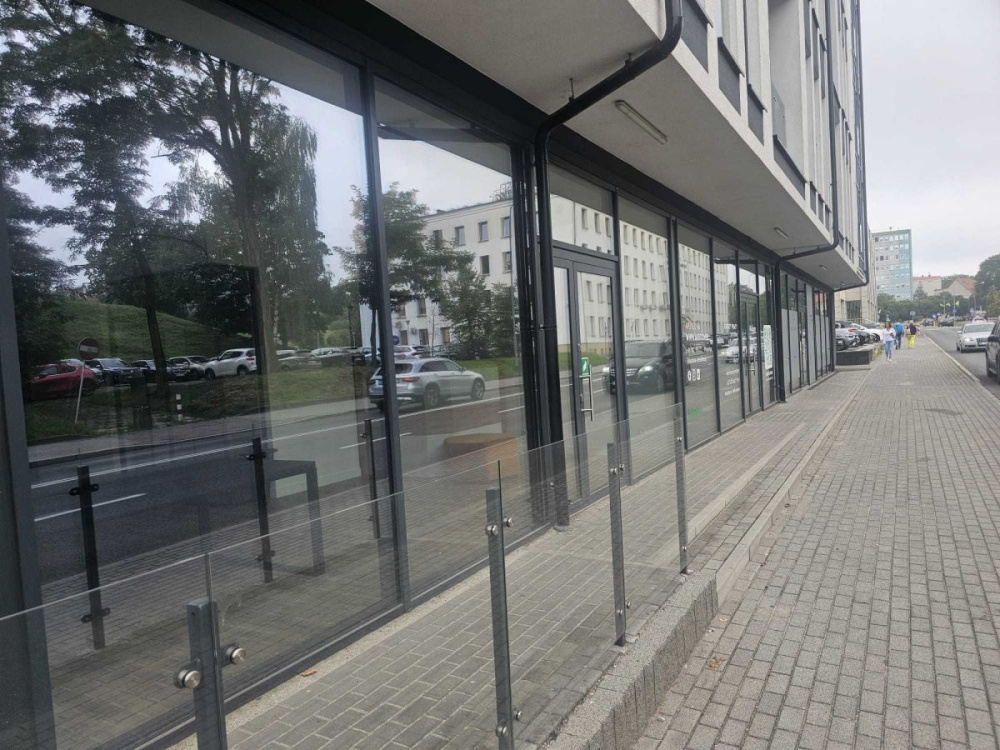 Lokal użytkowy w ścisłym centrum - 16190314