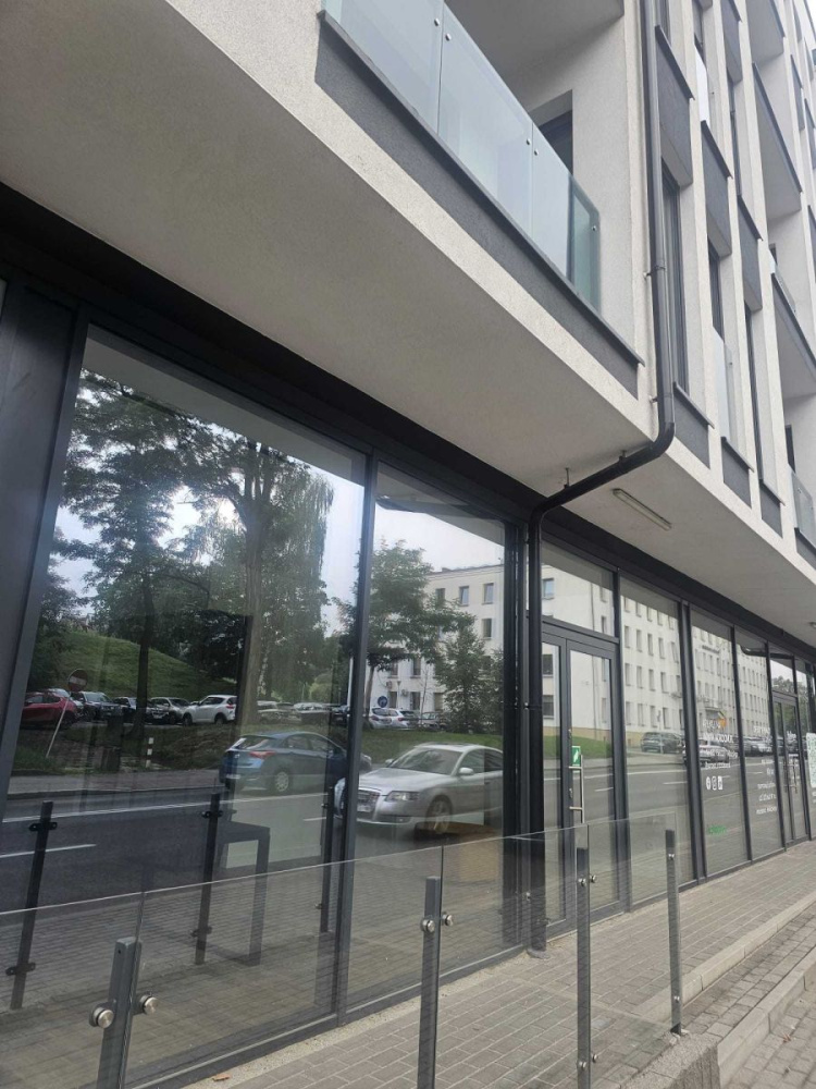 Lokal użytkowy w ścisłym centrum - 16190314