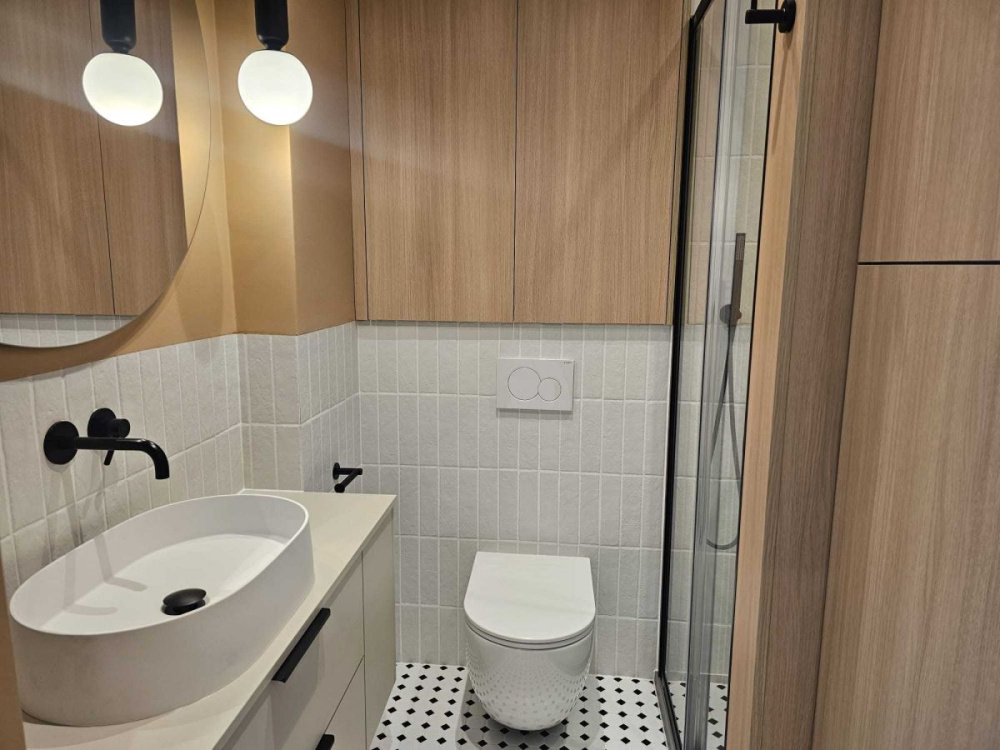 Komfortowy apartament w sercu miasta - 16240314