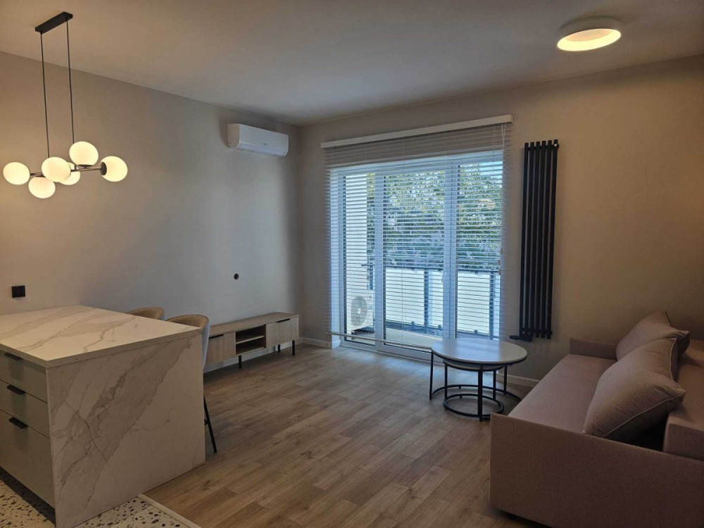 Komfortowy apartament w sercu miasta - 16240314