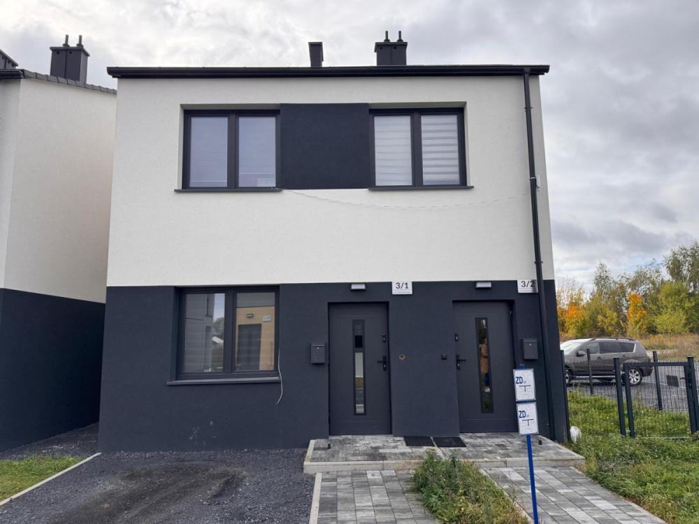 Atrakcyjny Apartament na Kameralnym Osiedlu - 16250314